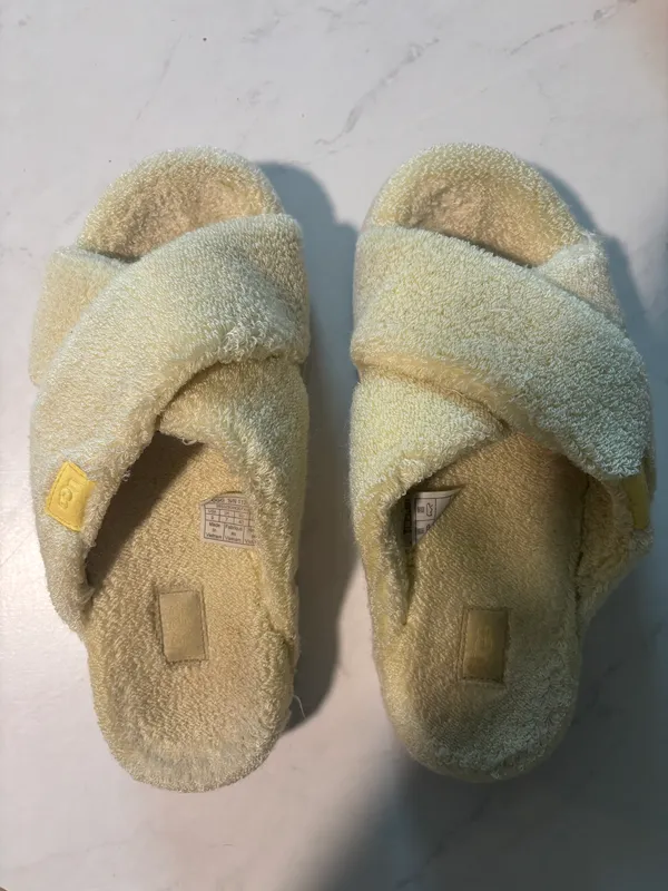 Ugg Fuzz sugar Terry Cross Slide Slipper Platform  - Image 2