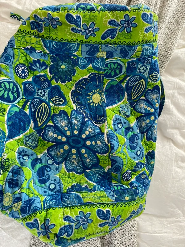Vera Bradley Large Duffel - Image 4