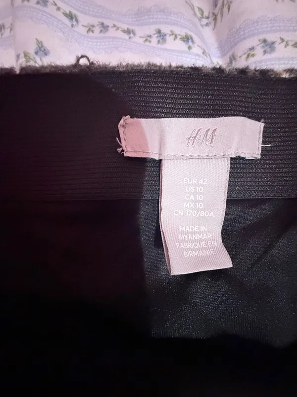 H&M Skirt - Image 2