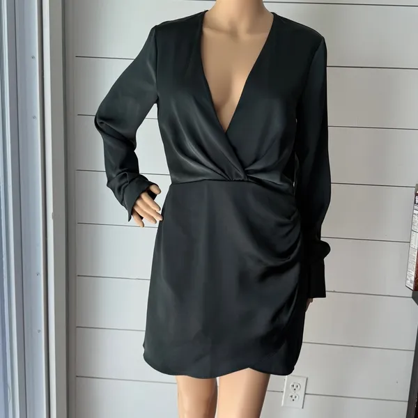 Zara Dark Green Long Sleeve Wrap Satin Dress Sz M - Image 2
