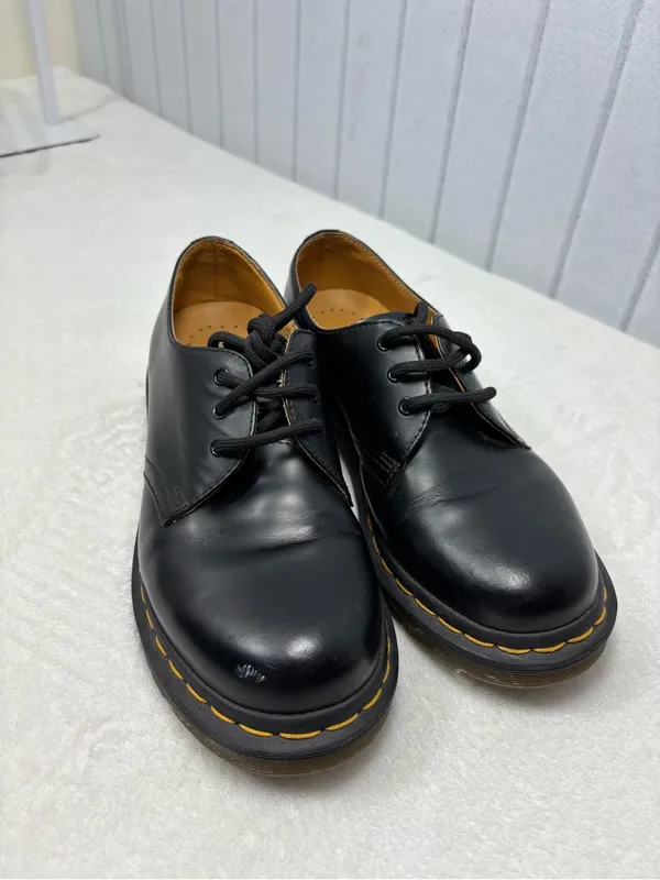 Dr. Martens 11837 Smooth Leather Oxford Shoes - Black - Women's Size‎ 6 - Image 6