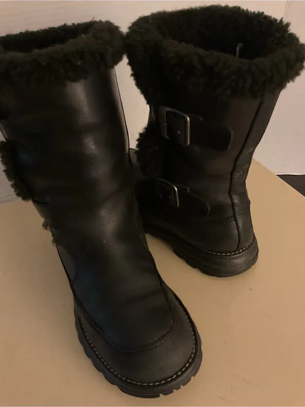 Ugg women black leather waterproof biker moto boots US 7 - Image 5