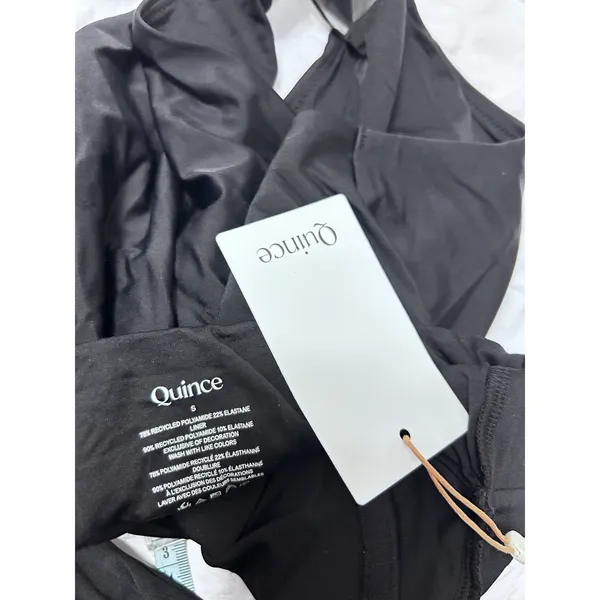 NWT Quince Black & White Italian Underwire One-Piece Swimsuit Size Small - Image 4