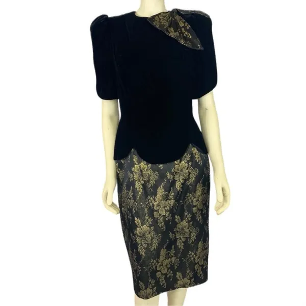 Vintage 1980s Scott McClintock Black Velvet Gold Brocade Dress Open Back S/M - Image 3