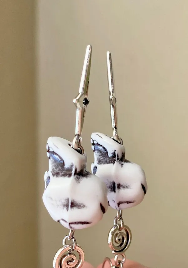 Handmade skull sparkle swirl goth grunge punk funky dangle earrings🖤💀🌀 - Image 3