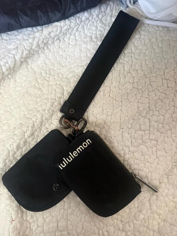 lulu wallet keychain - Image 2
