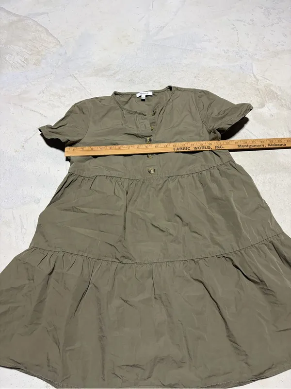 Madewell Olive Tiered Button-Front Short Sleeve Dress small - Image 4