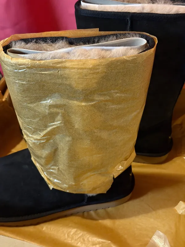 Koolaburra by UGG Victoria Tall – Women’s Size 11 – Black – New in Box - Image 4