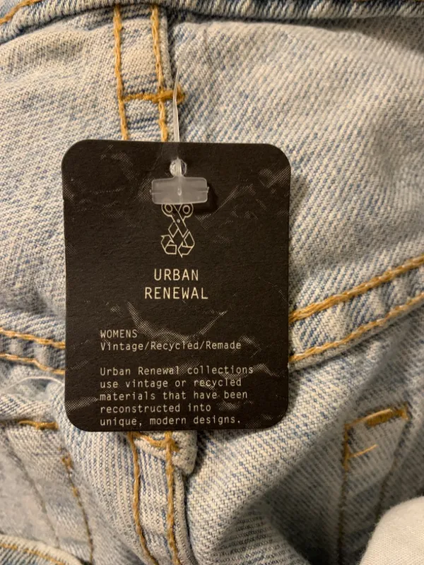 Levi’s Vintage ® Cheeky Micro Jean Short - Small - Image 6