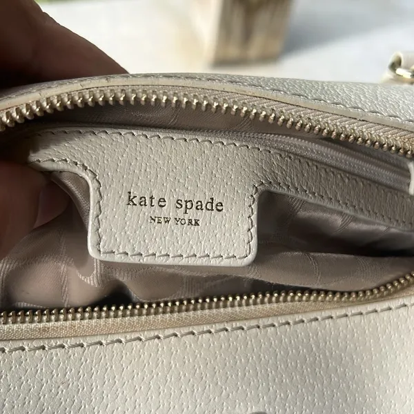 Vintage Y2K Kate Spade White Leather Barrel Satchel Handbag - Image 11