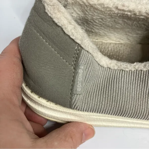 Hey‎ Dude Wendy loafers in gray corduroy size 10 - Image 3