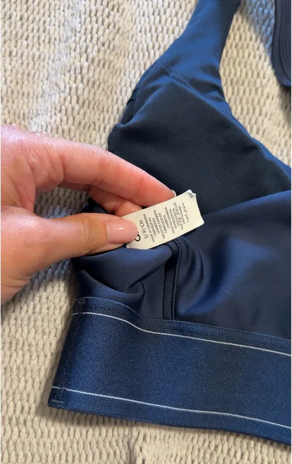 Alo Yoga Suit Up Airlift Bra - Image 3