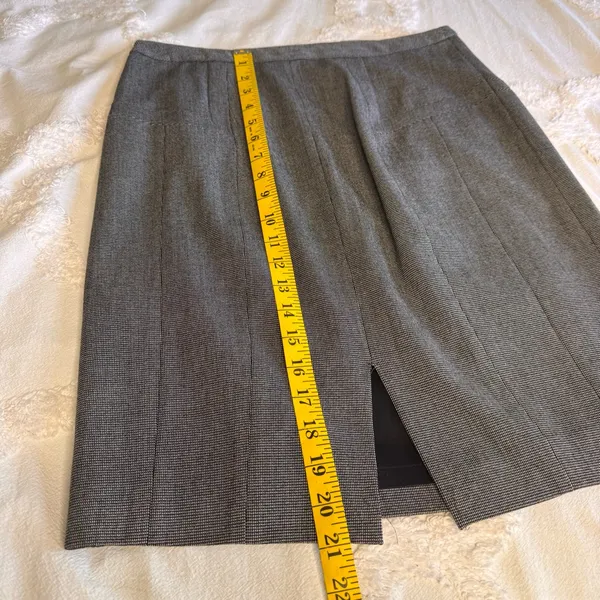 EXPRESS‎ GRAY SKIRT FOR WOMEN SIZE 6 Fully Lined Side Zipper Closure - Image 7