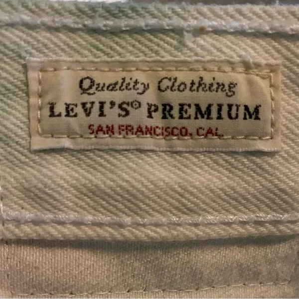 Levi’s Premium Skirt - Image 5