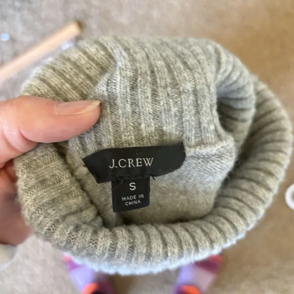 J. Crew Turtleneck Sweater in Supersoft Yarn‎ Size Small Gray Wool Alpaca AF023 - Image 2