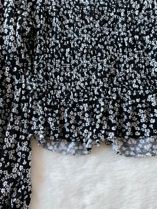 Black And White Floral Blouse - Image 3