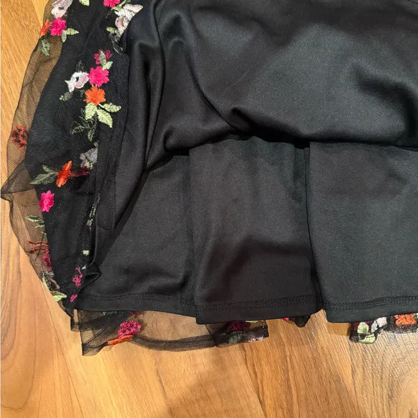 Lulus black mini embroidered sheer overlay dress floral small EUC wedding‎ - Image 3