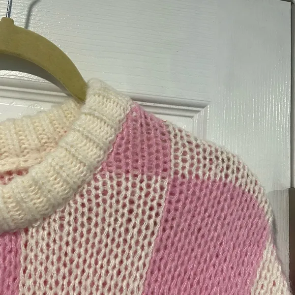 NWT Luna Ivy Size S Pink Cream Check Heart Chunky Knit Long Sleeve Crew Sweater - Image 5