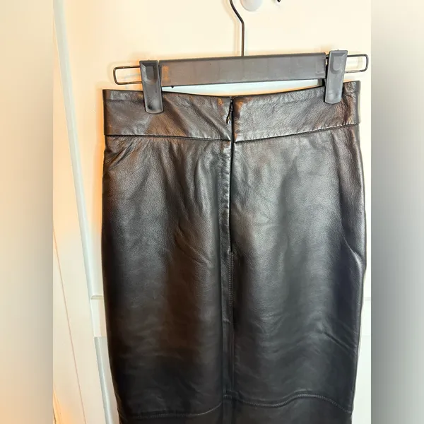 G. label By Goop Black Leather Samira Midi Skirt - Image 9