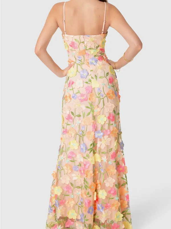 ✨🌸Bebe Floral Embroidered Dress🌸✨ - Image 2