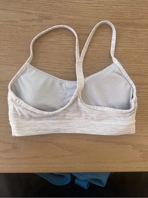 Lululemon Flow Y Bra Nulu *Light Support, B/C Cup - Image 4