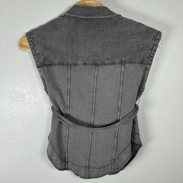 Anthropologie Pilcro Vest Womens Small‎ Gray Wash Cotton Knit Snap Belted - Image 3