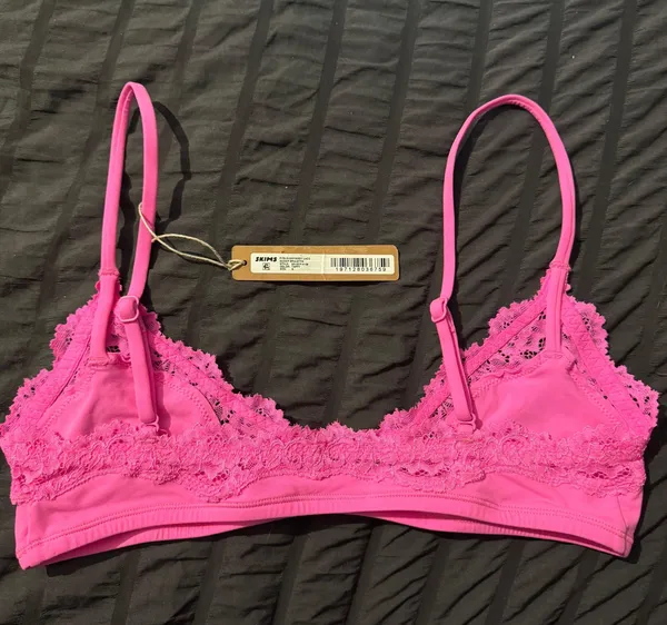 Fits Everybody Lace Scoop Bralette - Image 3