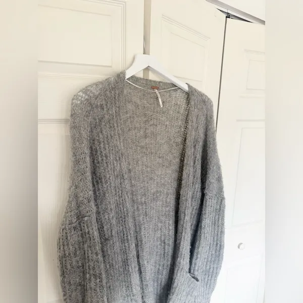 Free People Women's Gray Weekend Getaway Alpaca Cardigan Oversized Knit Small - Image 4
