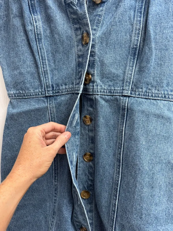 Missguided denim dress with lace sleeves - Image 3