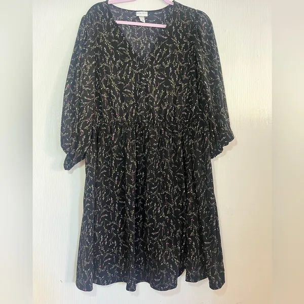 Ava & Viv Black Floral Long Sleeve Dress - Image 3