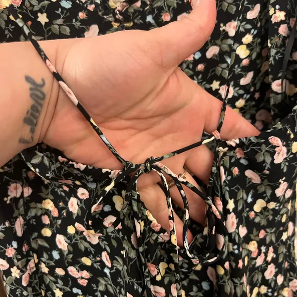 Abercrombie Fitch Black Floral Maxi Dress with Adjustable Tie Back Straps - Image 5