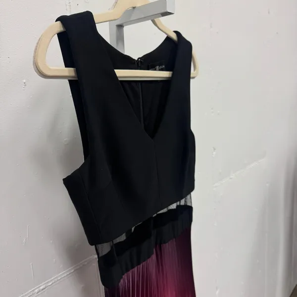 Betsy & Adam Ombre Pleated Maxi Gown Dress with Mesh Inset Waist Sz 6 Sleeveless - Image 6