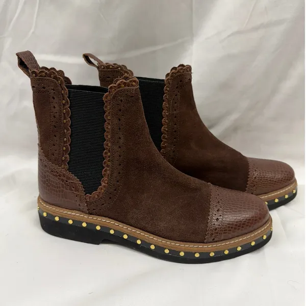 Free People $158 Women's Brown Suede Leather Western Chelsea Scalloped Boot EU38 - Image 3