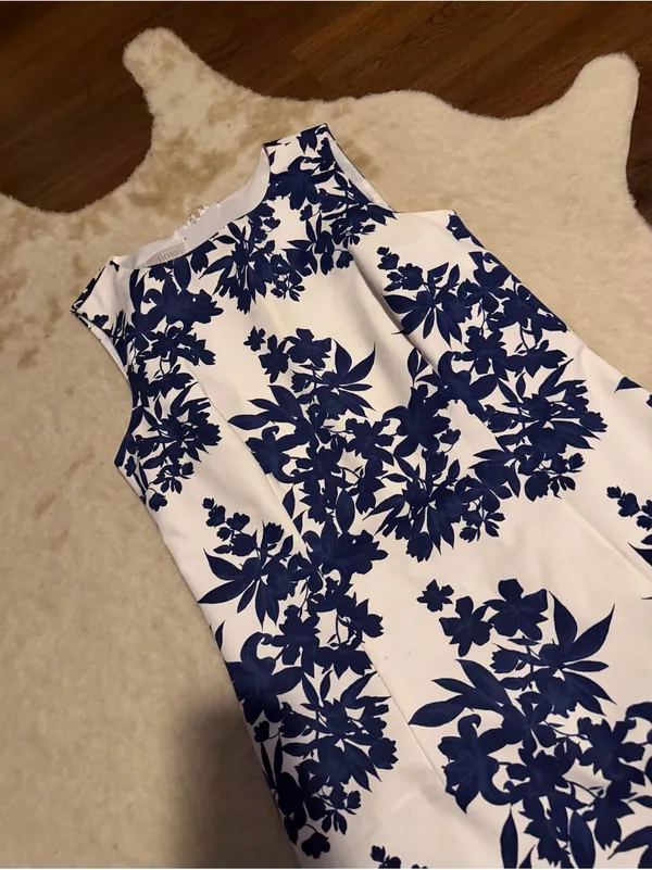 Hobbs London floral white blue shift dress $348 party formal classic fall - Image 4