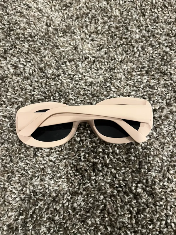 Pink Sunglasses - Image 3