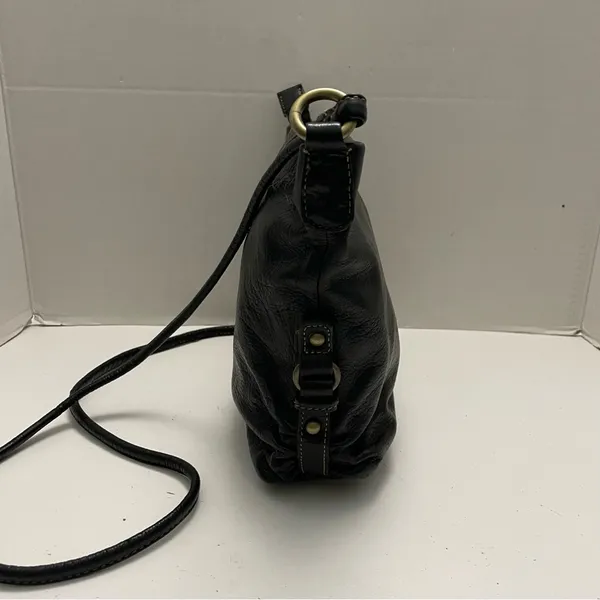 Vintage Fossil Purse Crossbody Pebbled Leather Lightweight Embossed Logo Black - Image 3