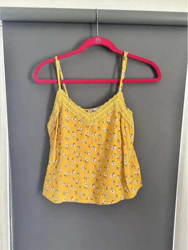 Hollister Yellow Floral Lace Trim Spaghetti Strap Cami Top XS - Image 7