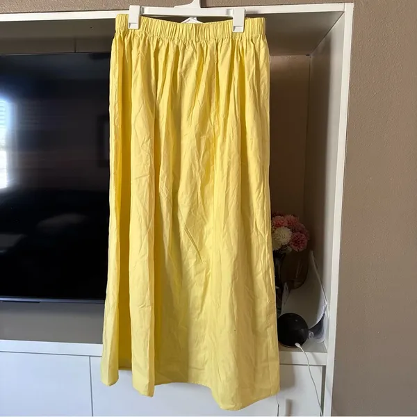 NWT Reformation Brio Two Piece Yellow Skirt and Top - Image 5