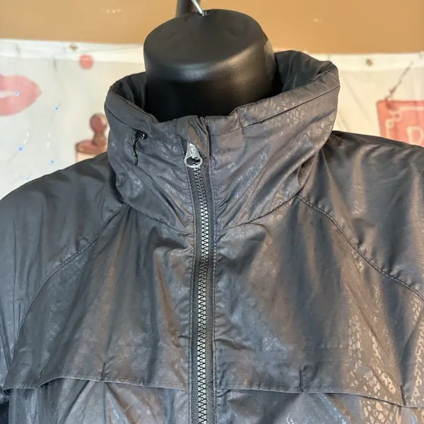 Lululemon Miss Misty Jacket II Zip Up Womens Black Size 4 Waterproof Hood Run - Image 4