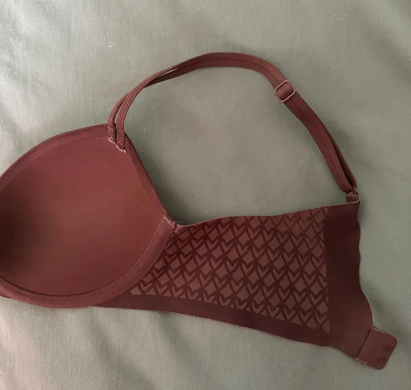 Victoria's Secret Push-up Bra - Image 3