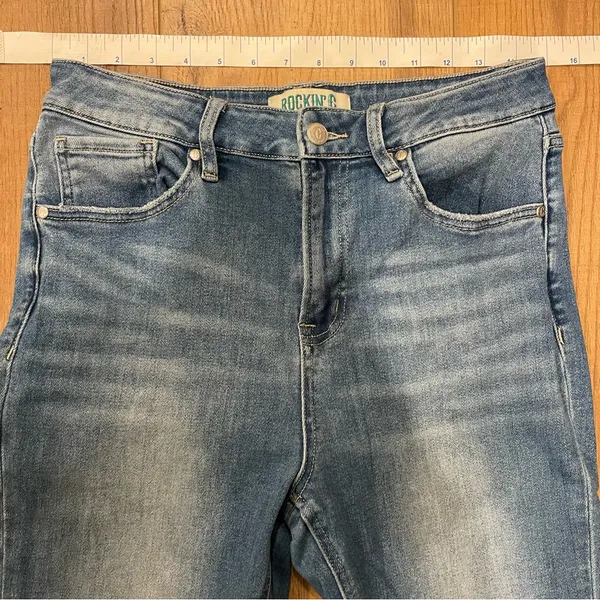 Cavender’s Rockin C Medium Wash Flare Jeans - Image 4