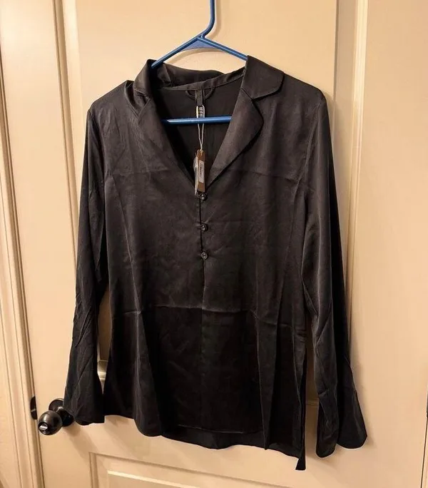 Skims Open Neck Stretch Silk Pajama Top Size XS Soot - Image 2