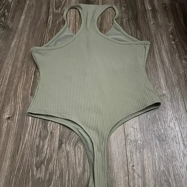 Victoria Secret Sport Bodysuit size Large - Image 2