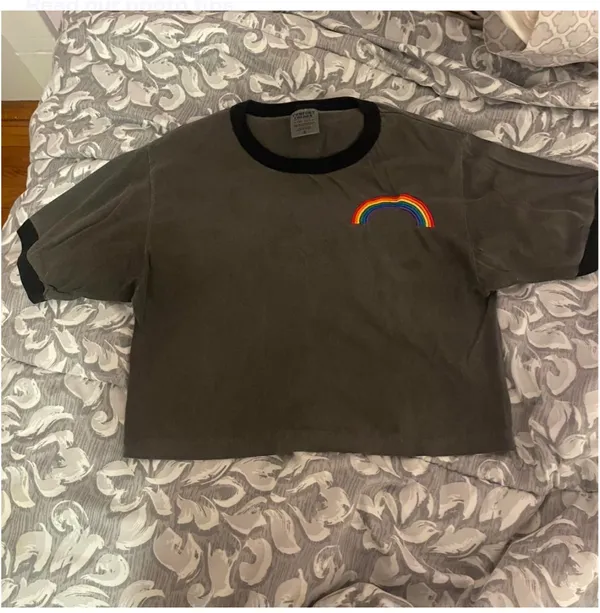 Comfort Colors Shirt with rainbow 🌈 - Image 2