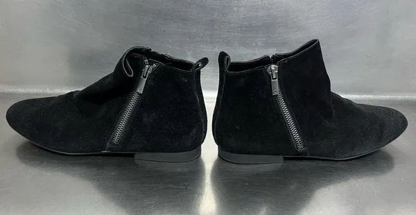 Lucky Brand Women’s Black Suede Ankle Boots - Size 8 - VGUC - Image 4
