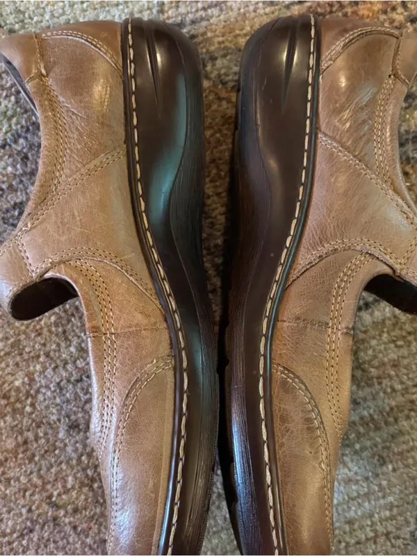 Montana West Montana Tan Brown Leather Mary Jane Flats with Adjustable Strap Sz 9 - Image 5