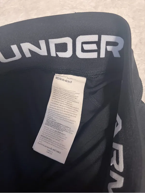 Under armour medium athletic short shorts - Image 3