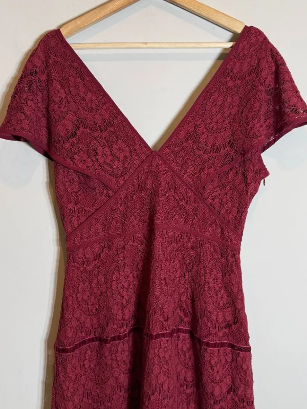 Foxiedox Anthropologie Clarinda Tiered Dress Women's Large Red Lace Formal Party - Image 7