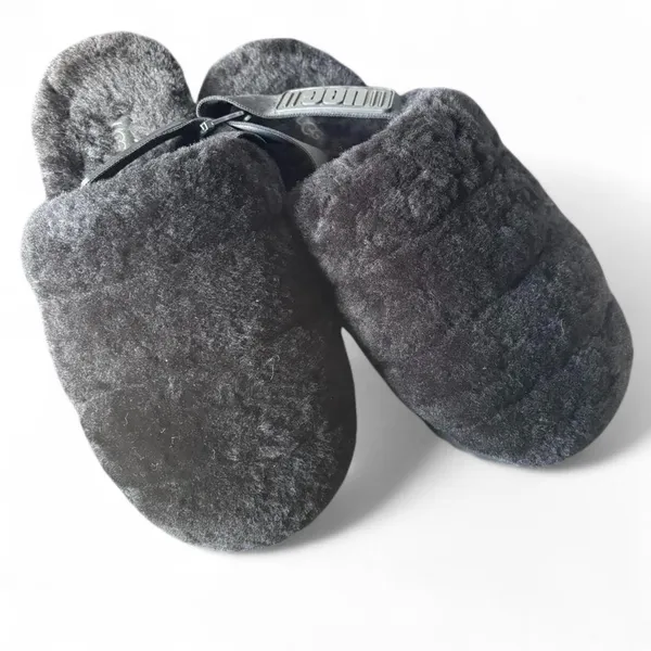 UGG Fluff‎ Yeah Slippers size 9 in women's Black - Image 2