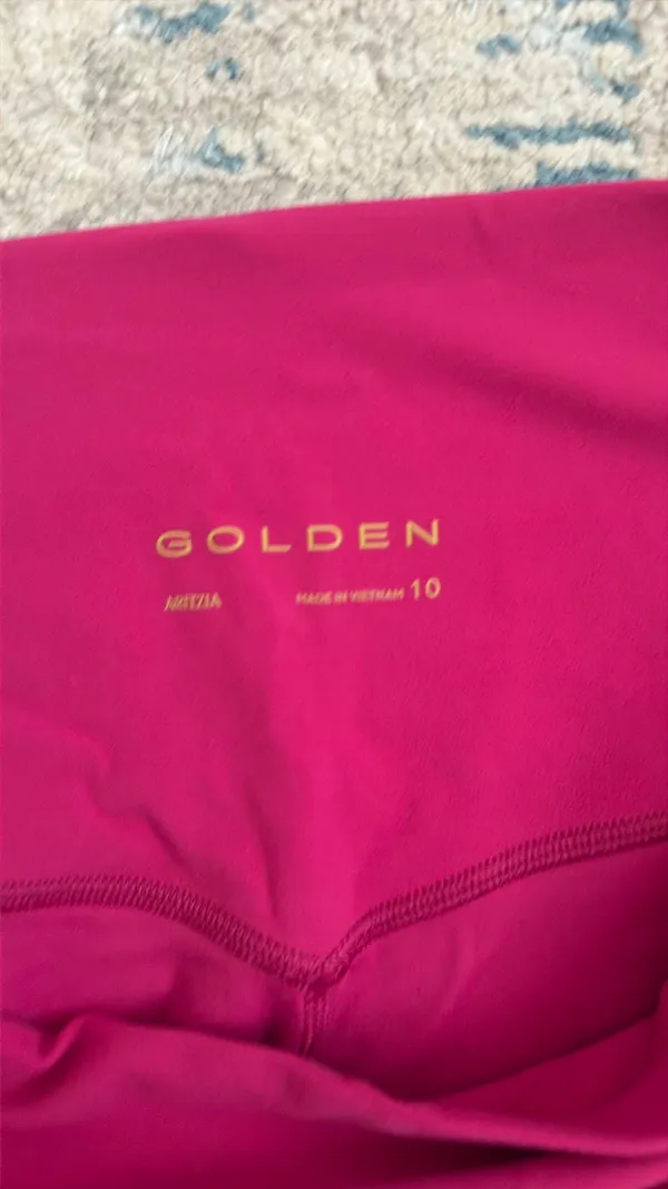 Aritzia Golden Butter Biker Shorts - Image 2